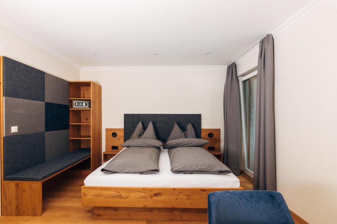 Gasthof Nindler Hotel Steindorf am Ossiacher See Bagian luar foto