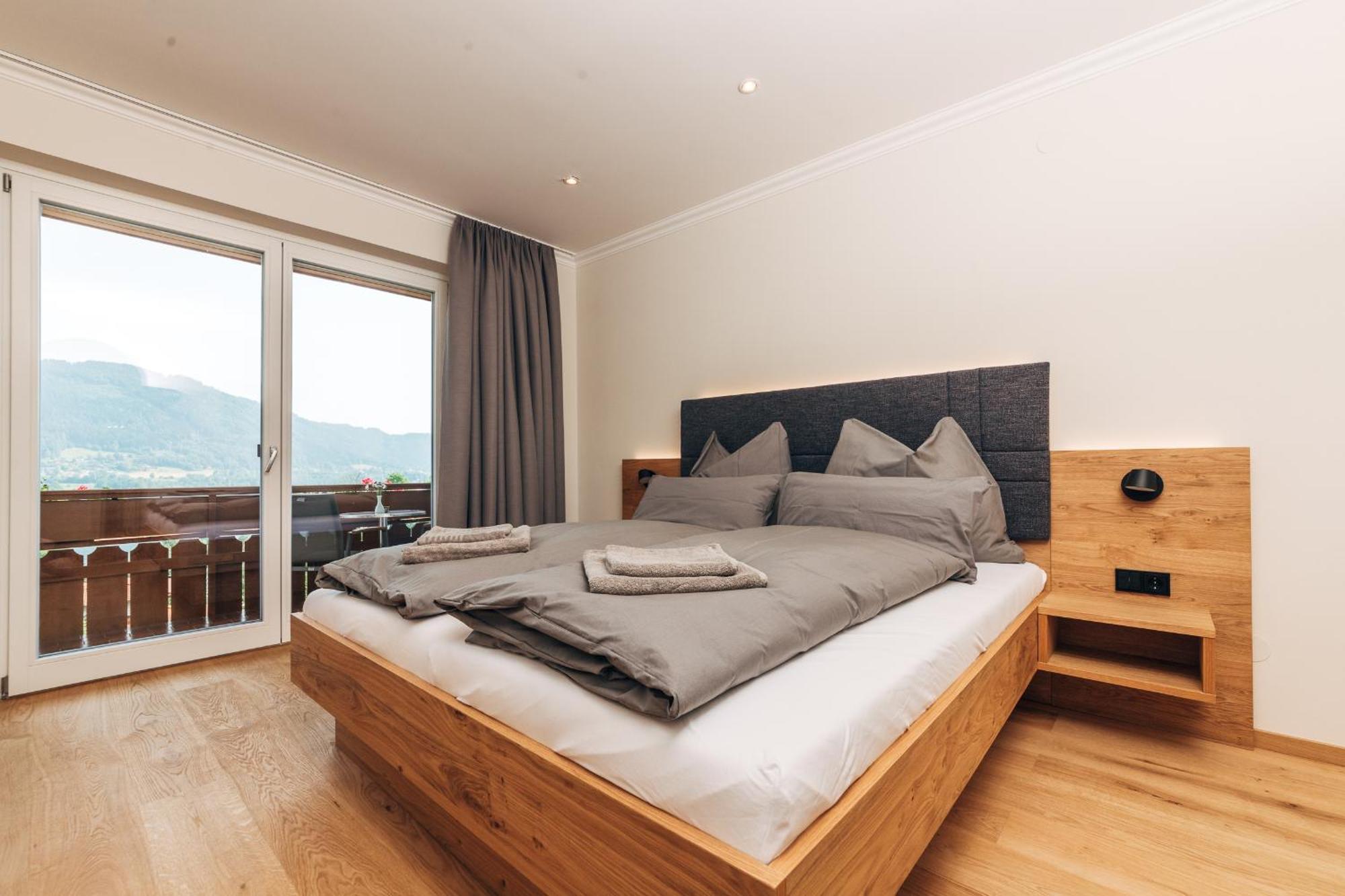 Gasthof Nindler Hotel Steindorf am Ossiacher See Bagian luar foto