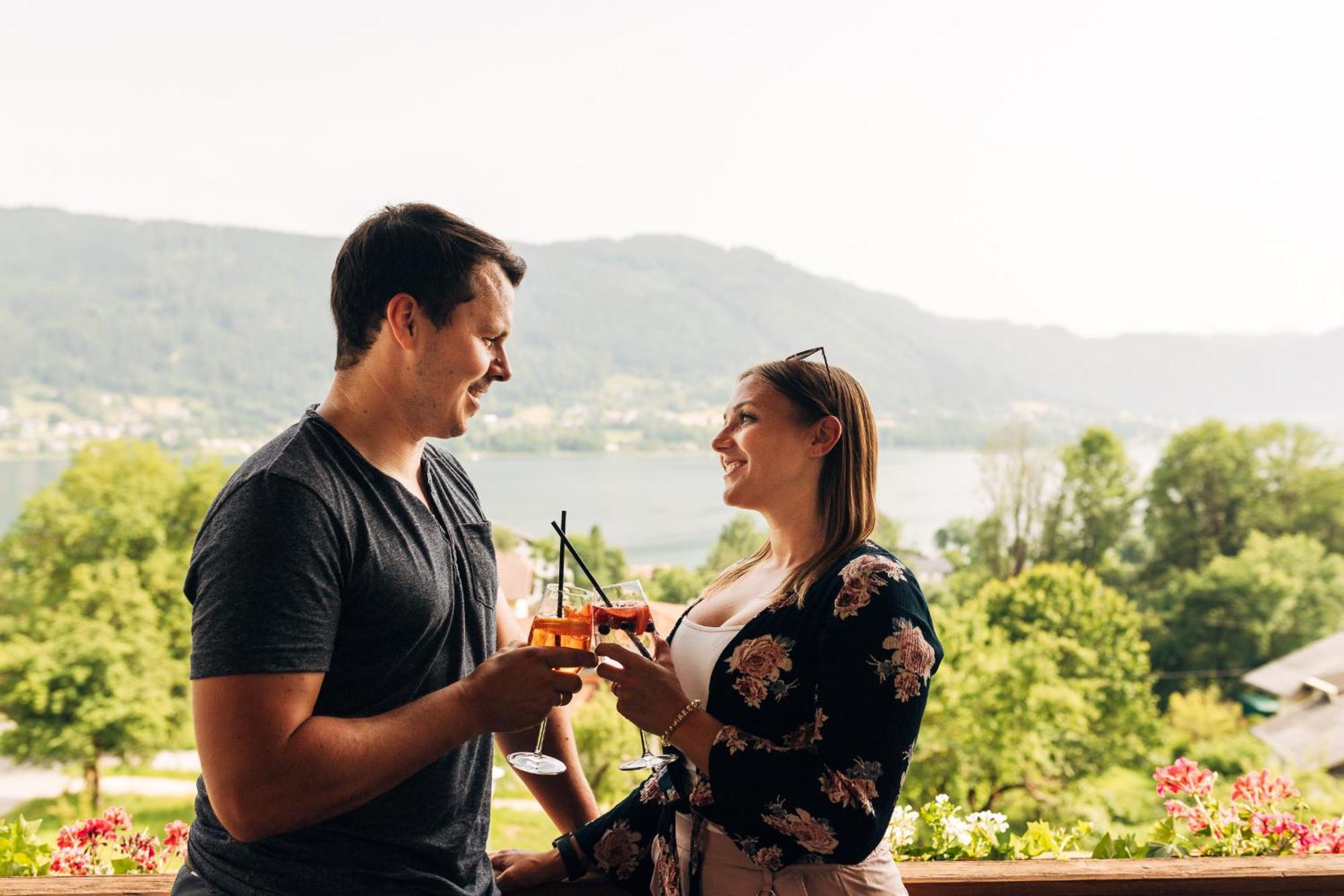 Gasthof Nindler Hotel Steindorf am Ossiacher See Bagian luar foto
