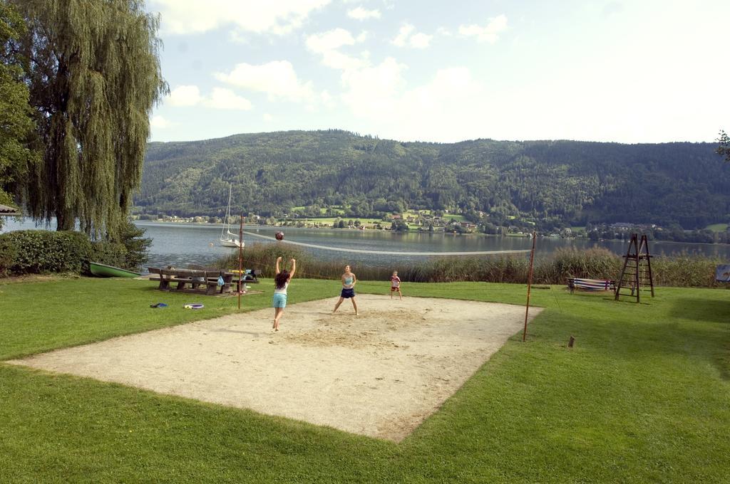 Gasthof Nindler Hotel Steindorf am Ossiacher See Bagian luar foto